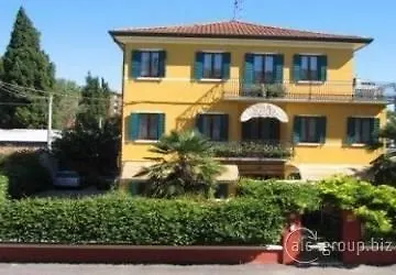 Antica Graziella Venice - Atika & Atif