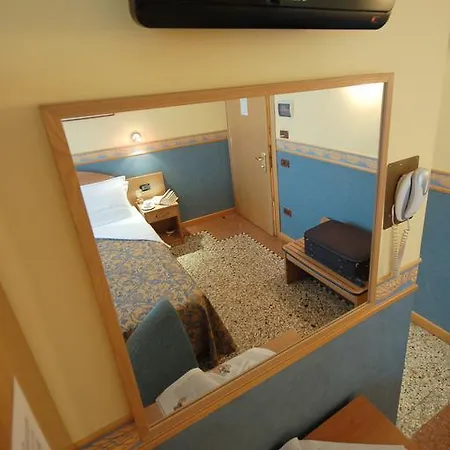 Hotel Antica Graziella Venice - Atika & Atif 2*