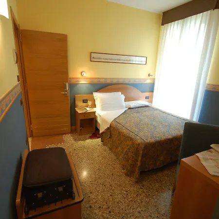 فندق Antica Graziella Venice - Atika & Atif 2*