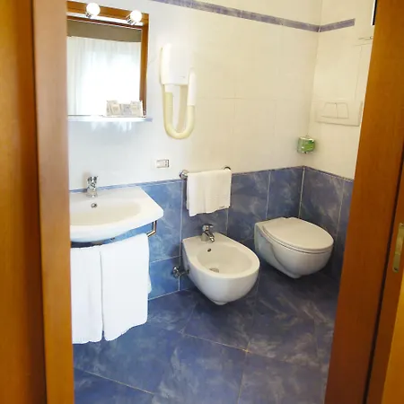 Antica Graziella Venice - Atika & Atif مارغيرا